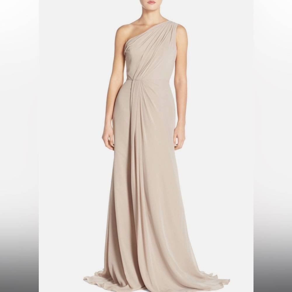 Monique Lhuillier Bridesmaids Pleated One-Shoulder color: taupe gown size: 0